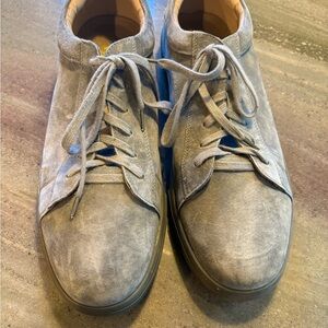 Propet Men's Gray Suede Sneakers